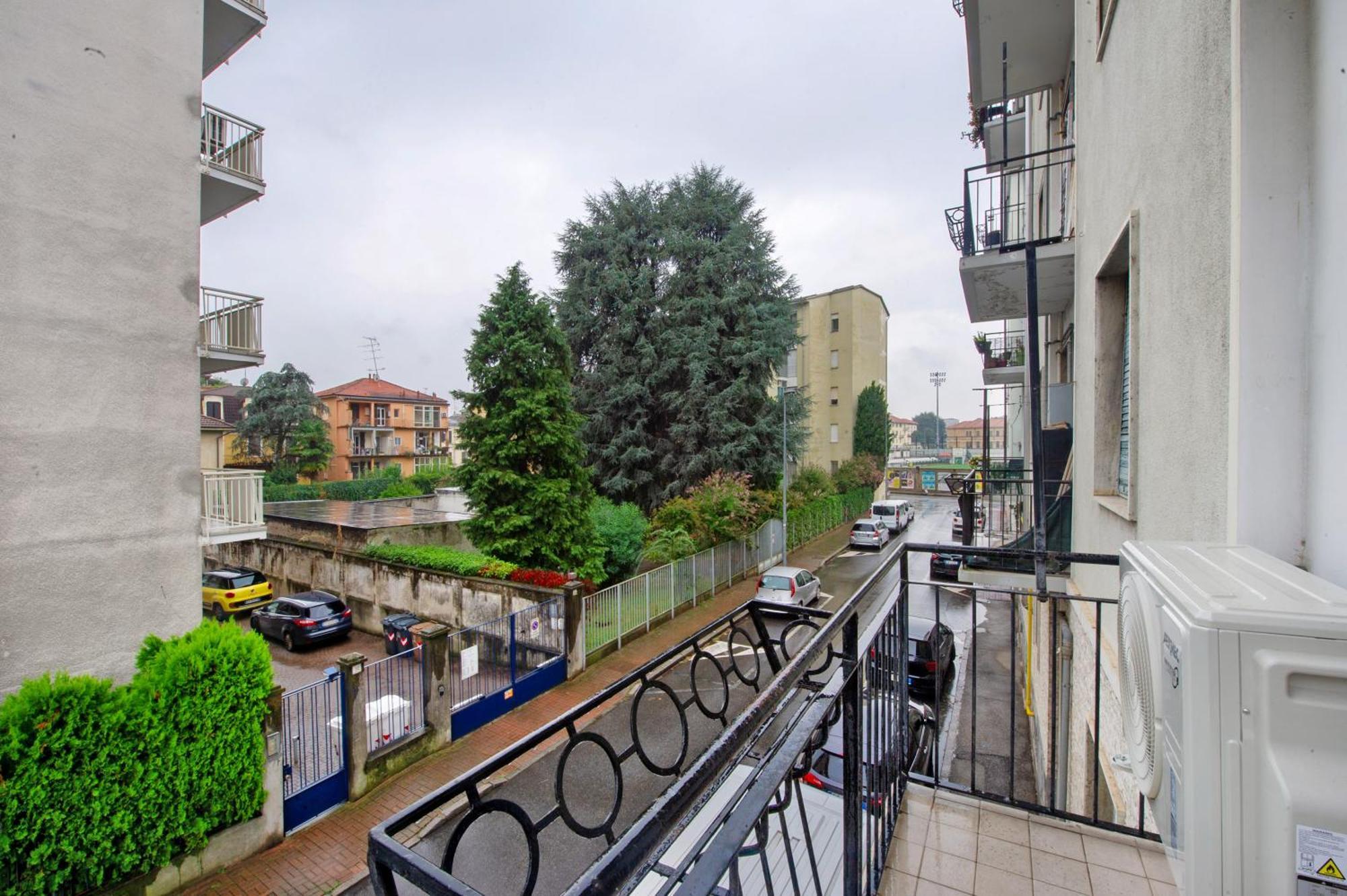 Alesa Apartament 韦尔切利 外观 照片